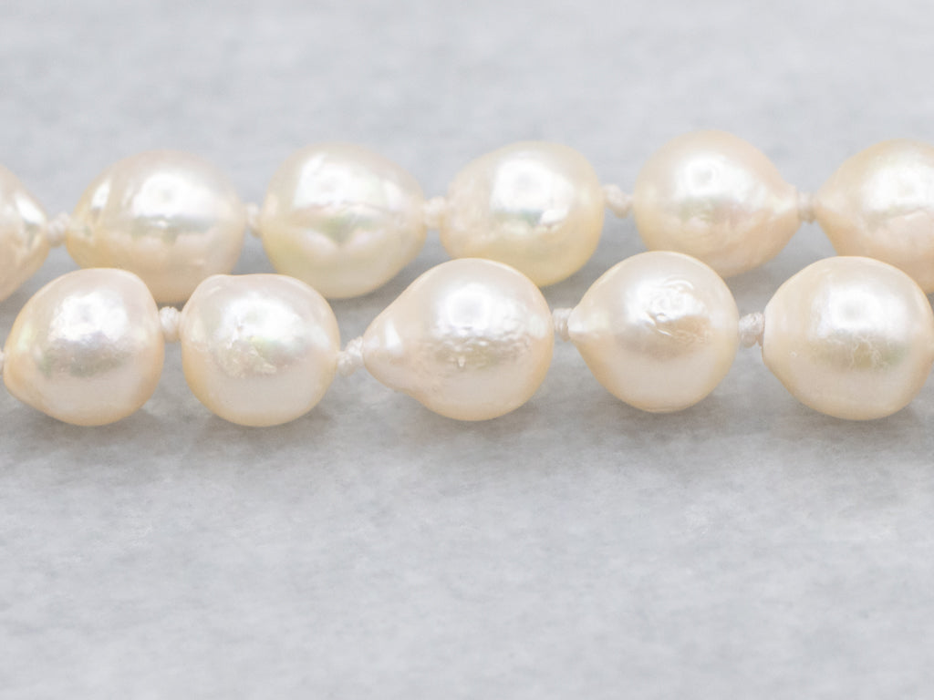 Double-Strand Vintage Pearl Bracelet with Yellow Gold Clasp