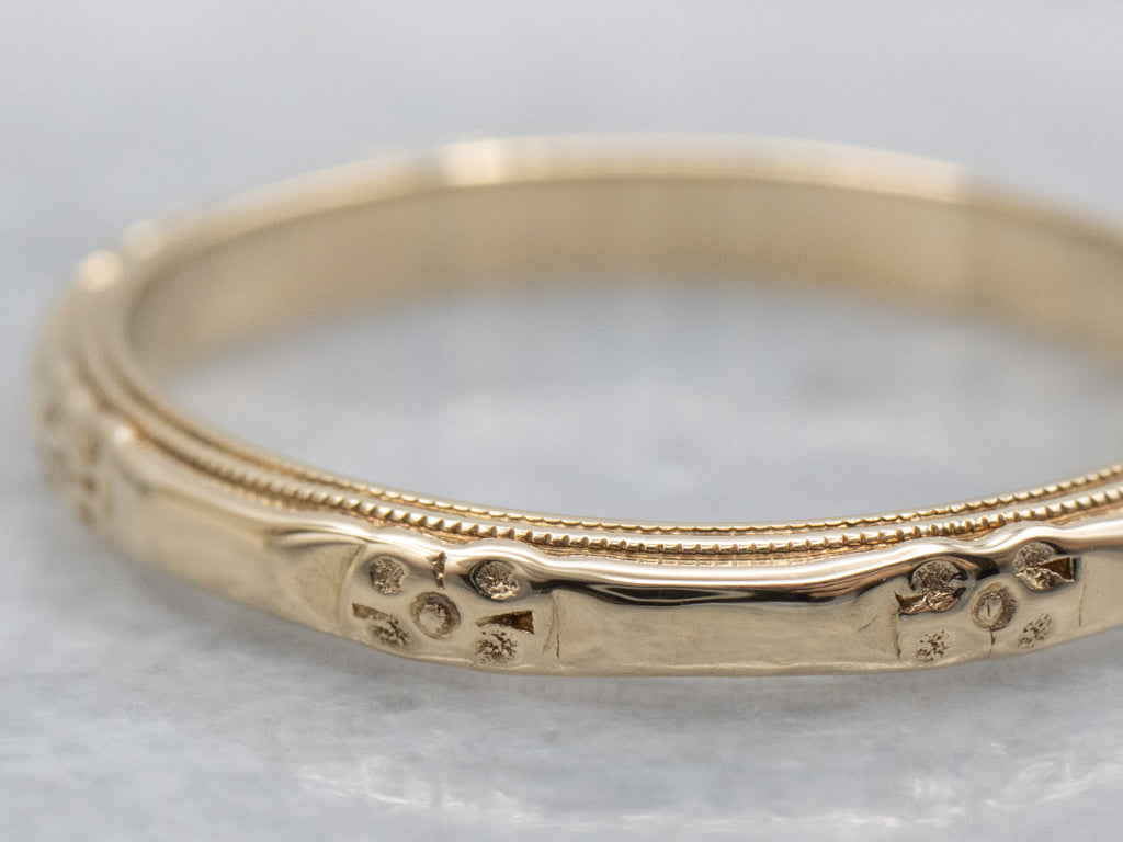 Vintage Gold Floral Patterned Band with Milgrain Edge