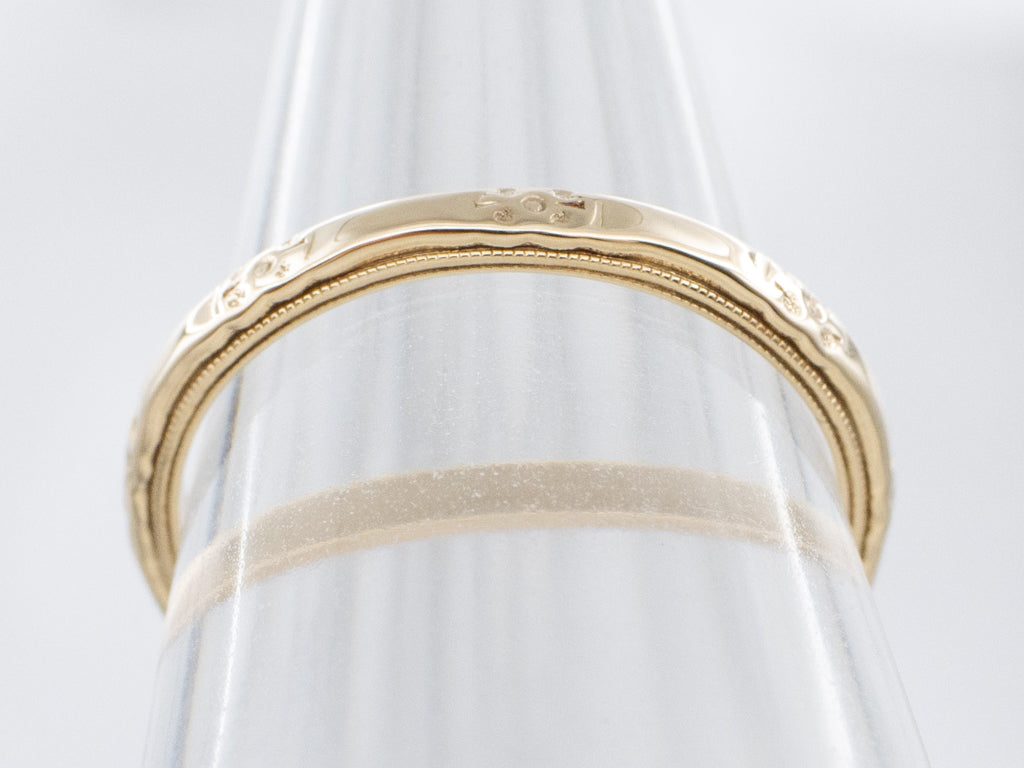 Vintage Gold Floral Patterned Band with Milgrain Edge