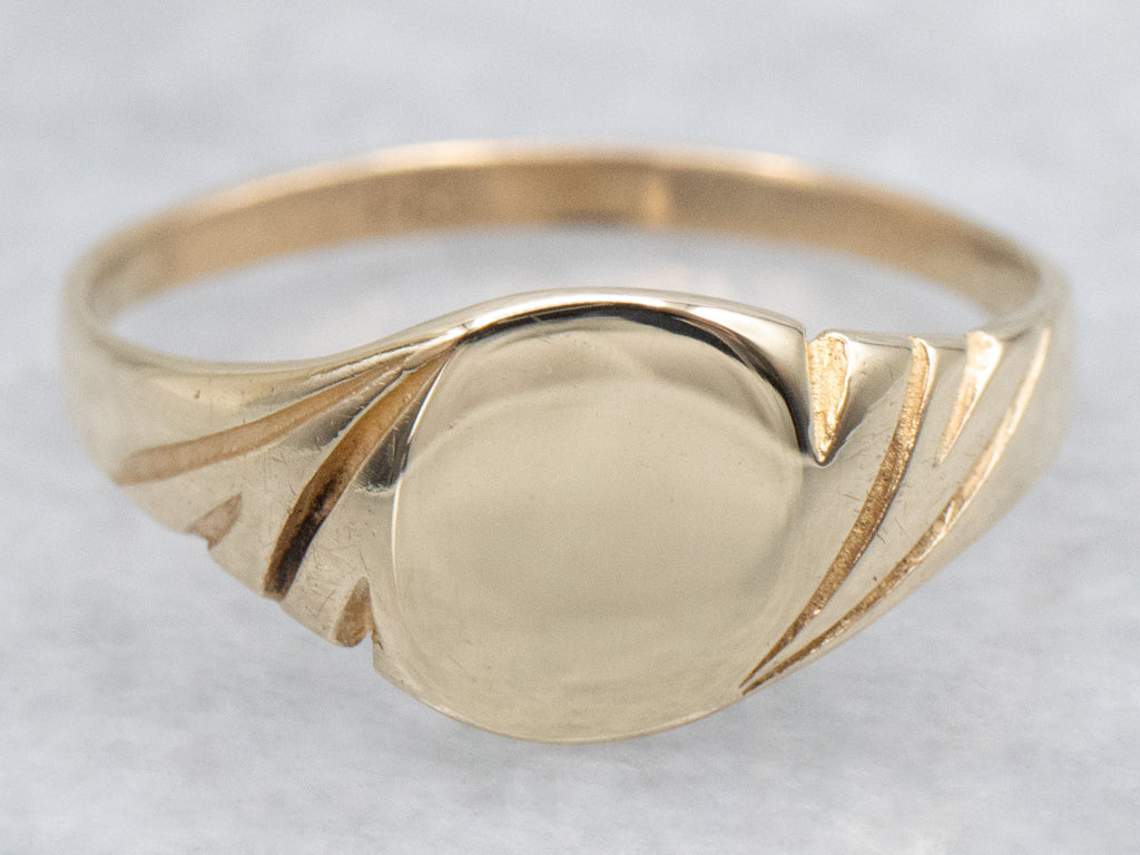 Twisting Gold Vintage Signet Ring