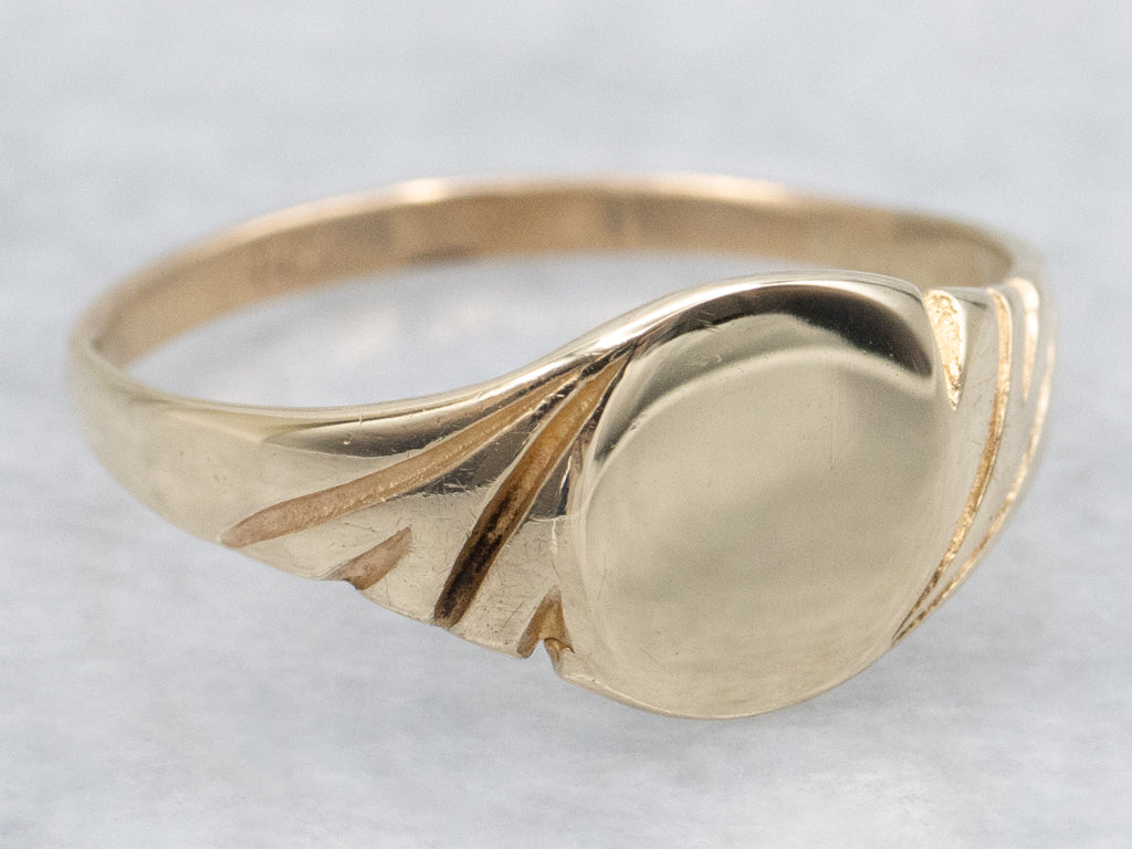 Twisting Gold Vintage Signet Ring