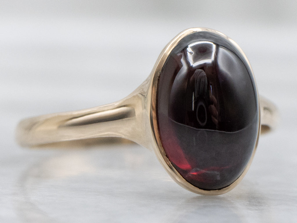 Vintage Gold Garnet Cabochon Ring