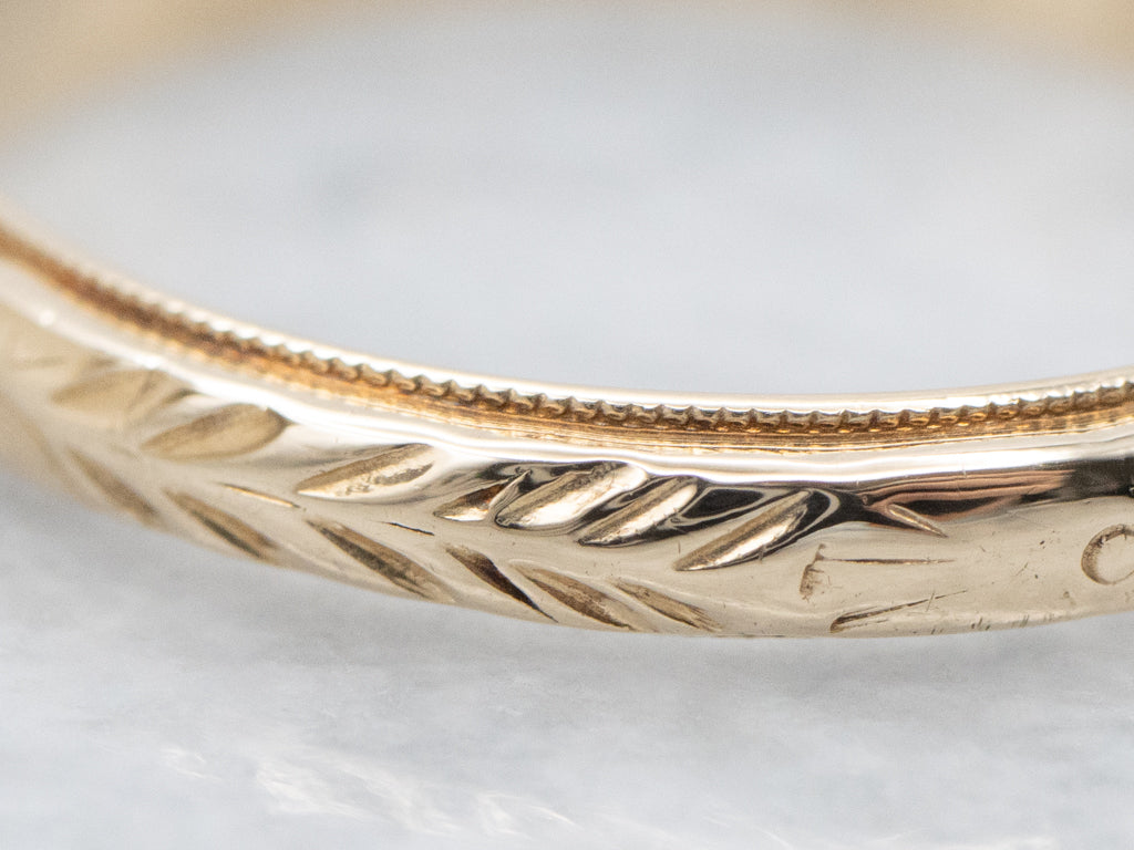Vintage Gold Forget-Me-Not Patterned Band with Milgrain Edge