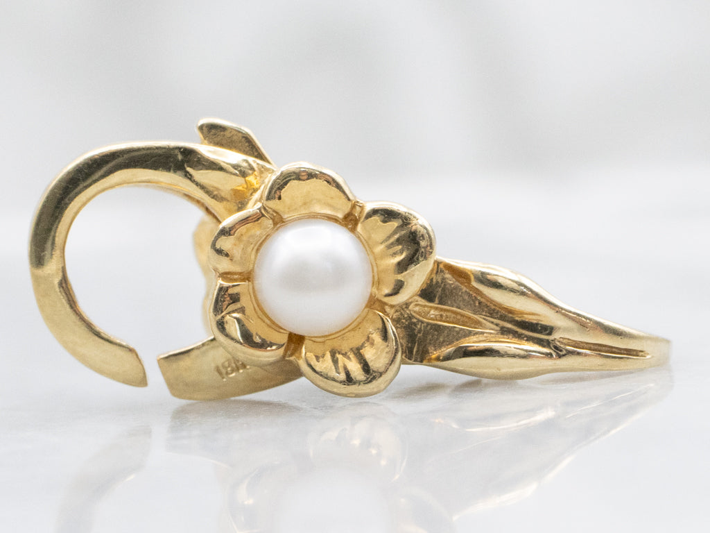 18-Karat Yellow Gold Trollbeads Flower and Freshwater Pearl Lobster-Style Clasp
