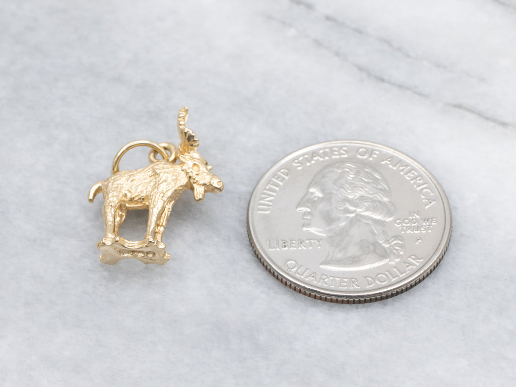 Detailed Yellow Gold Moose Charm