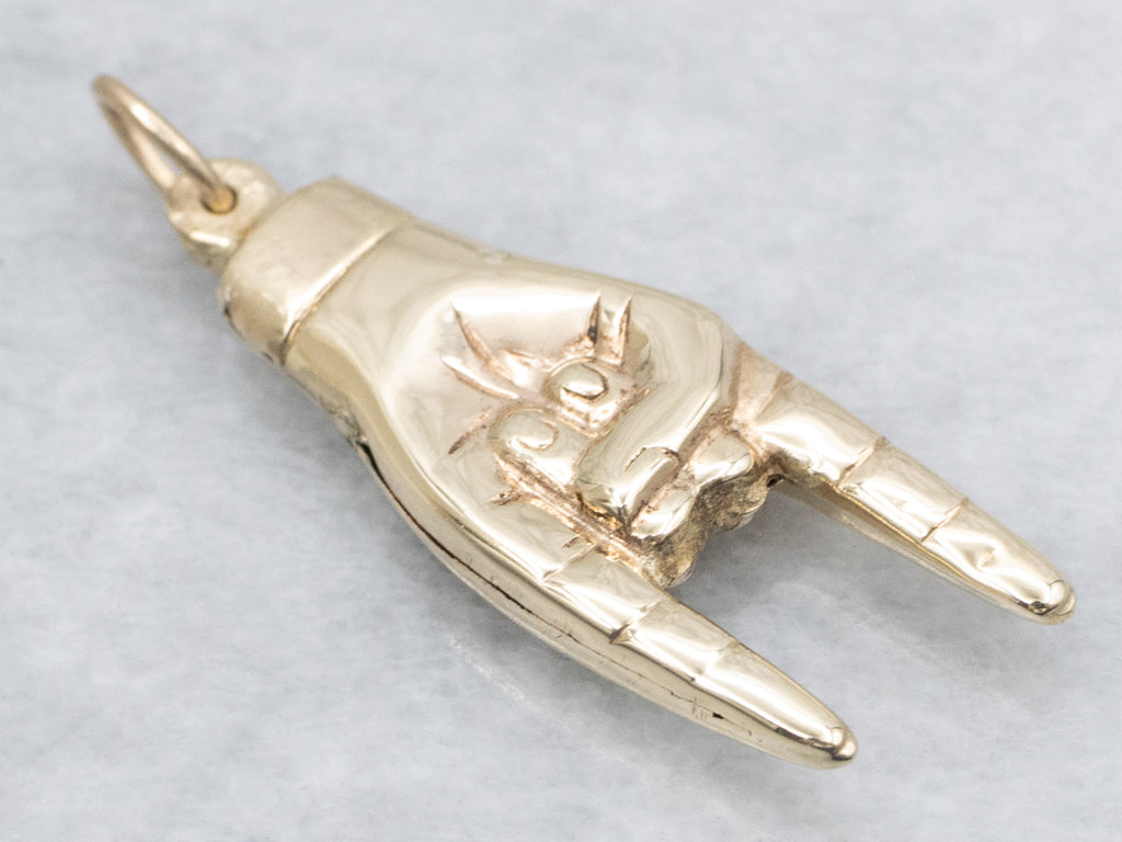 Yellow Gold Mano Cornuto Hand Charm Pendant
