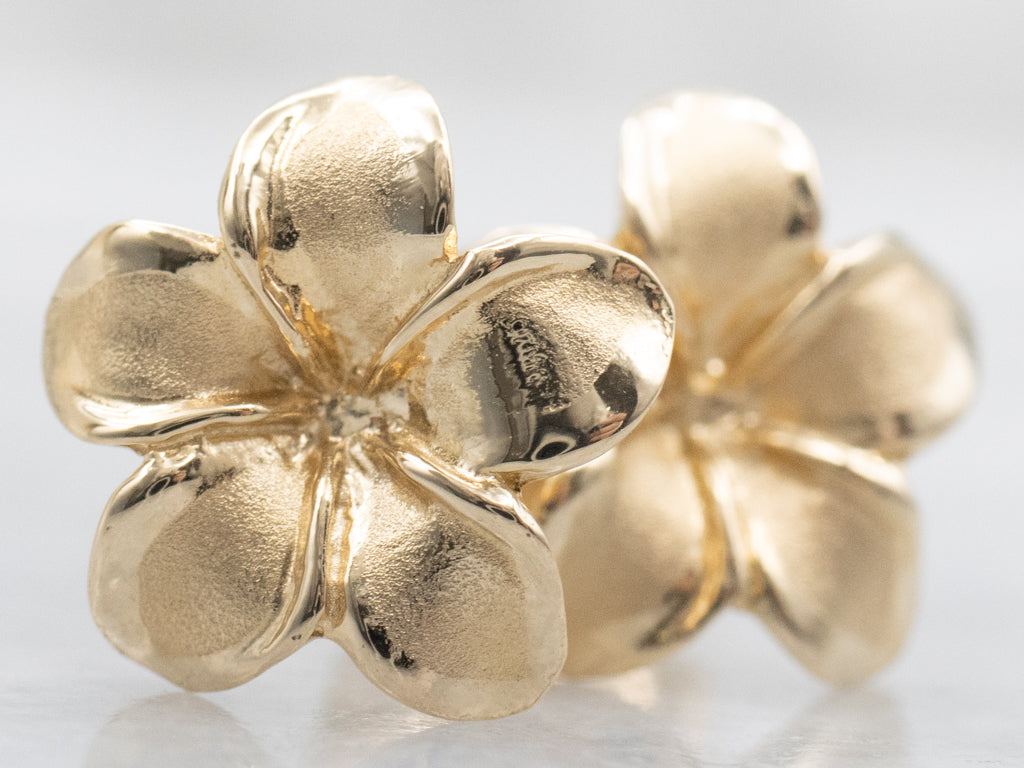 Textured Gold Flower Stud Earrings