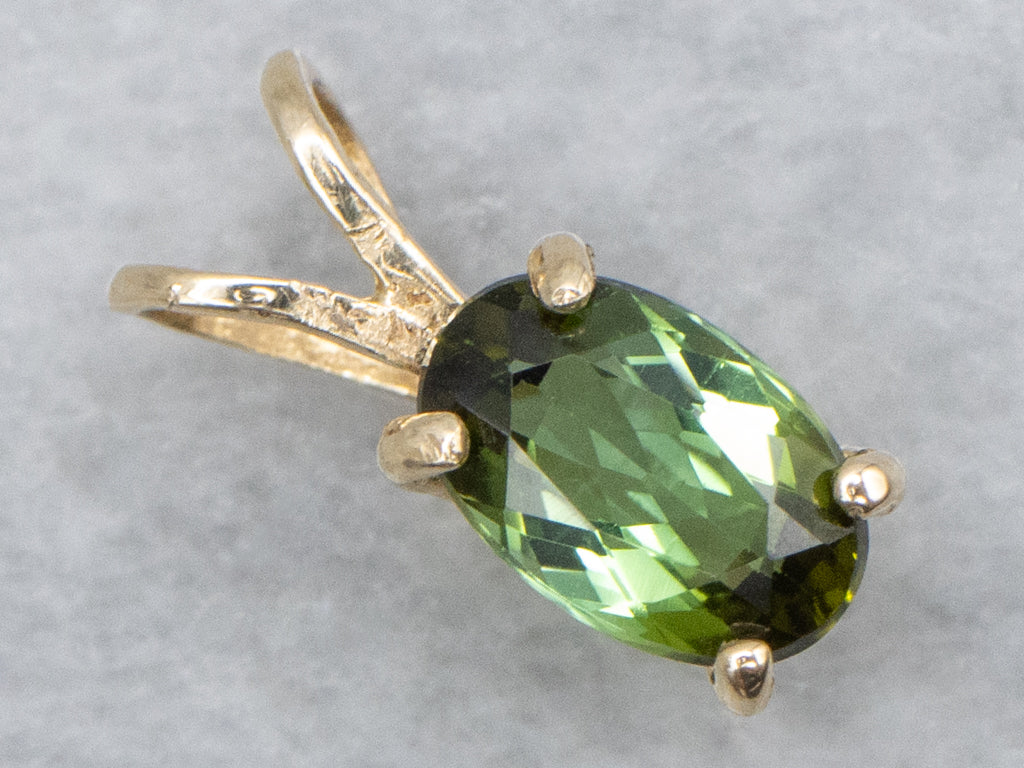 Pretty Oval-Cut Green Tourmaline and Gold Pendant