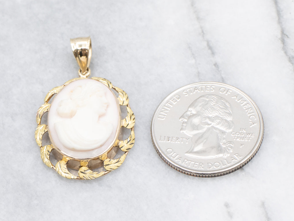 Light Pink Conch Shell Cameo Vintage Gold Pendant