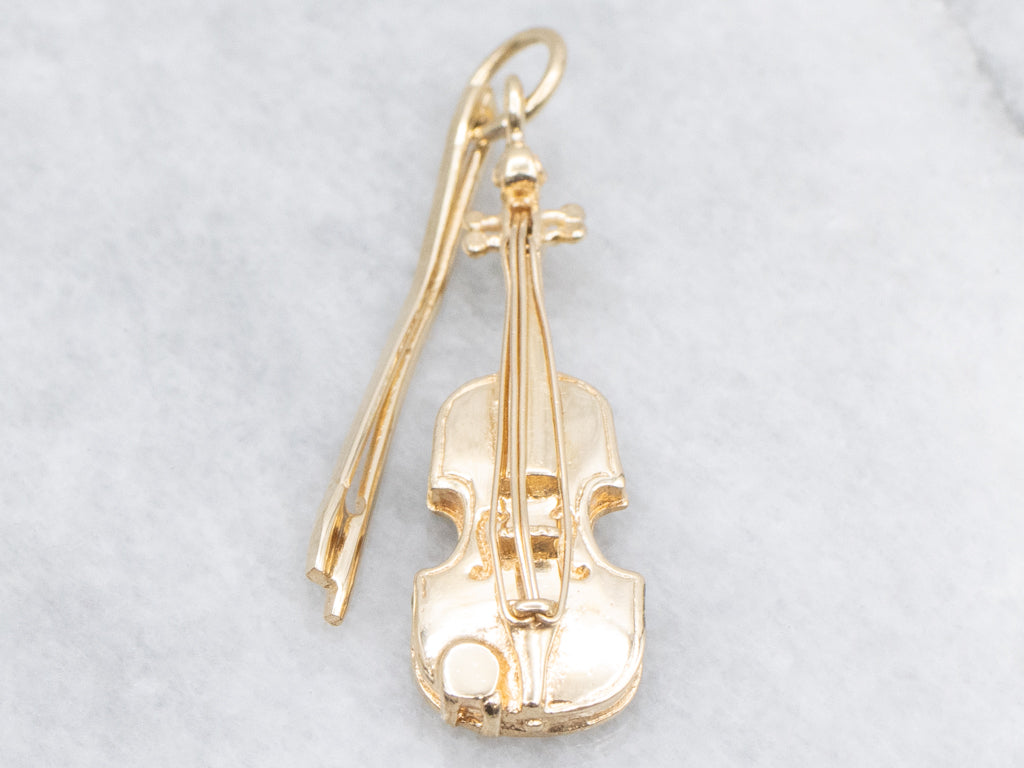 Violin and Bow Vintage Yellow Gold Pendant