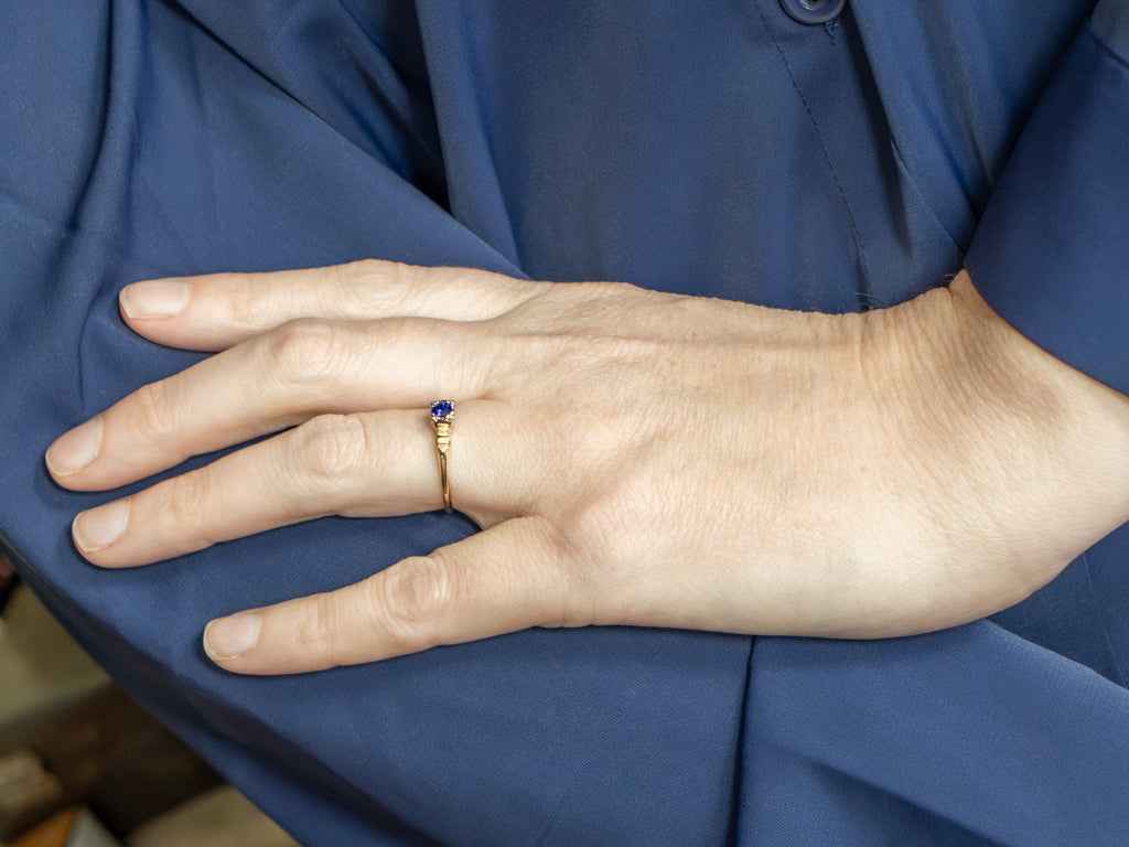 Retro 1940s Sapphire Solitaire Engagement Ring