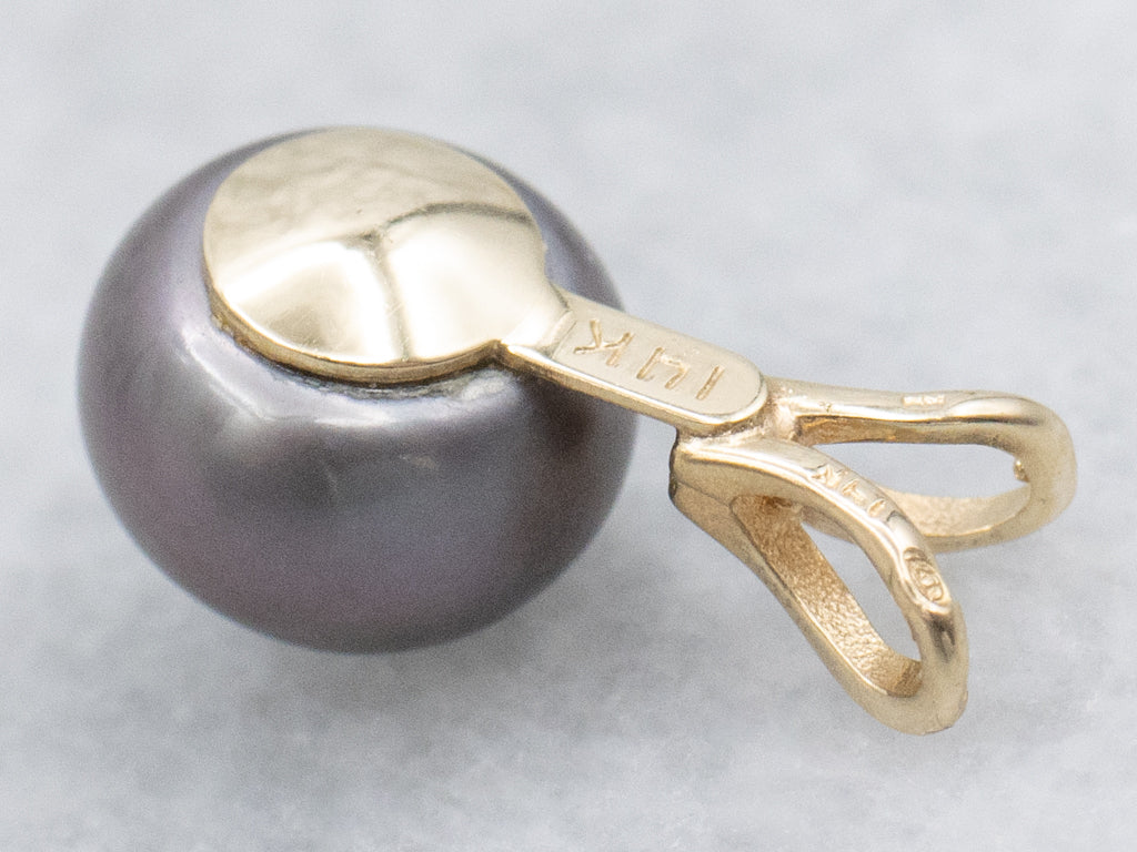 Yellow Gold Grey Button Pearl Pendant
