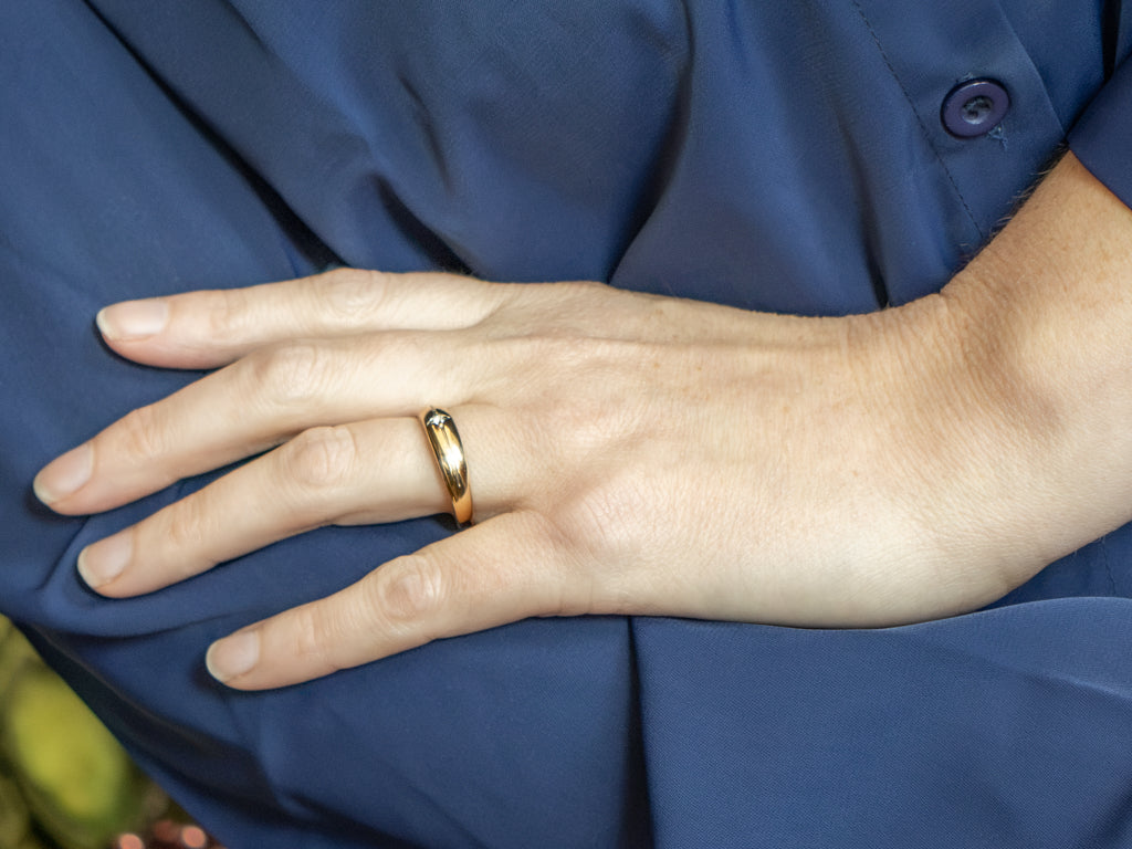 Men's Diamond Solitaire Yellow Gold Band