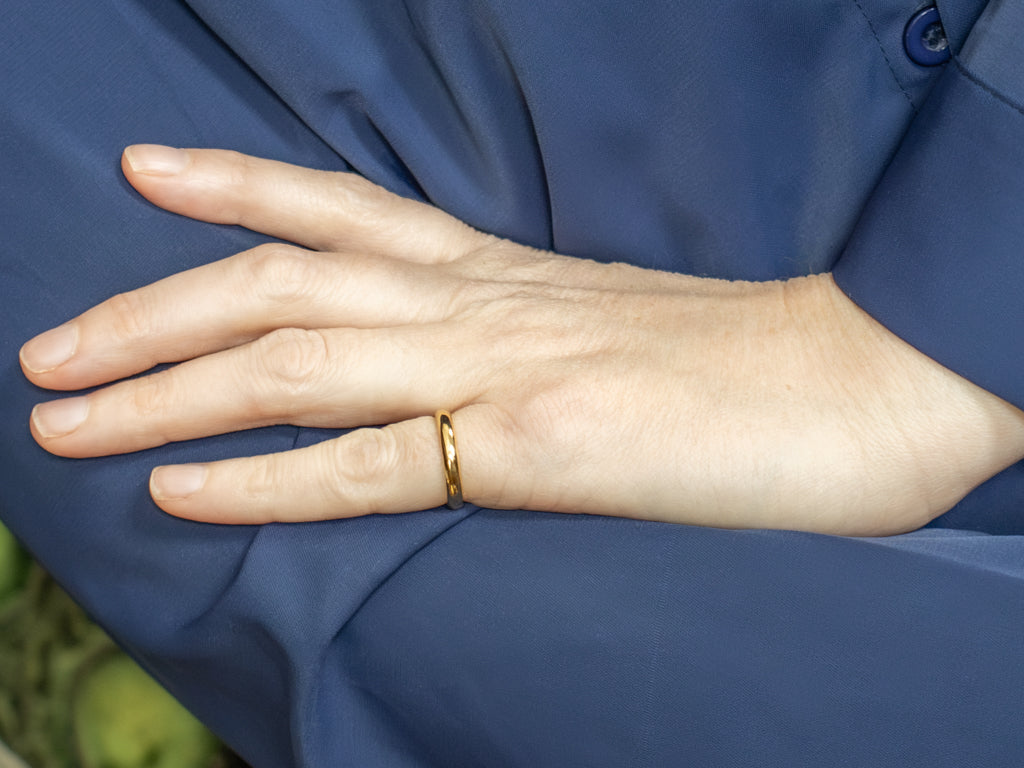High 22-Karat Yellow Gold Wedding Band
