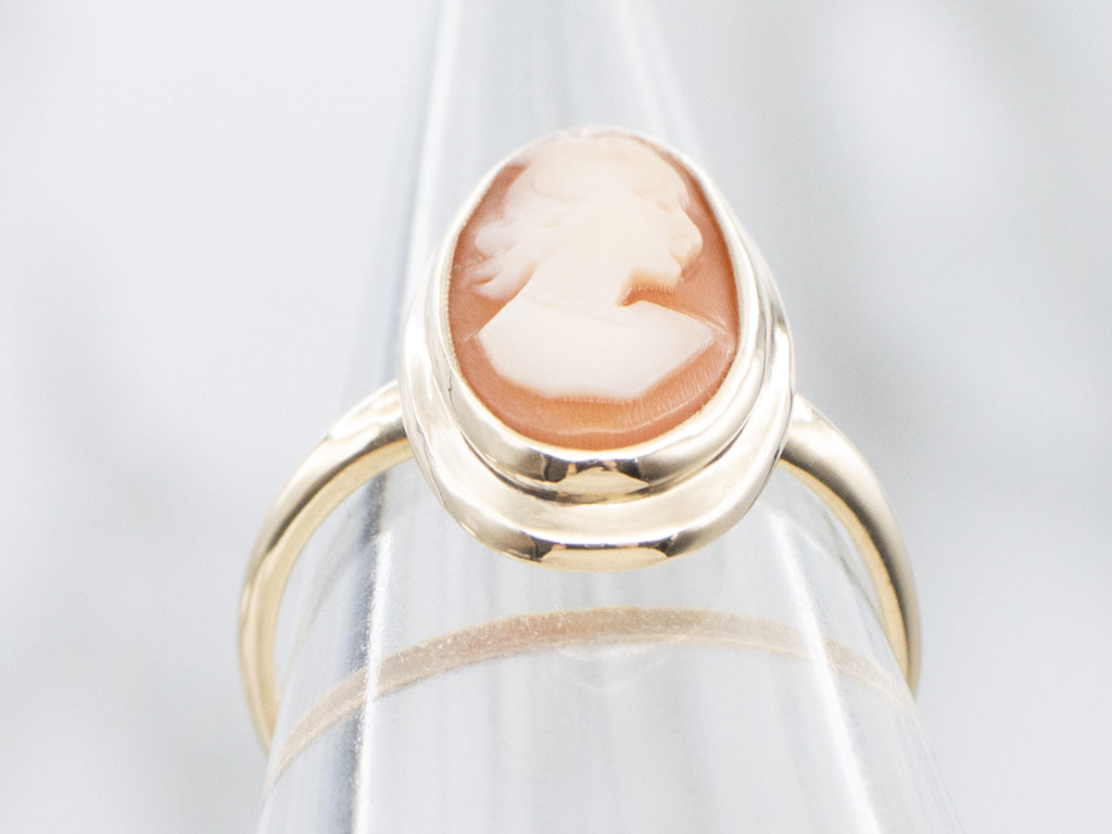Mid-Century Yellow Gold Cameo Ring