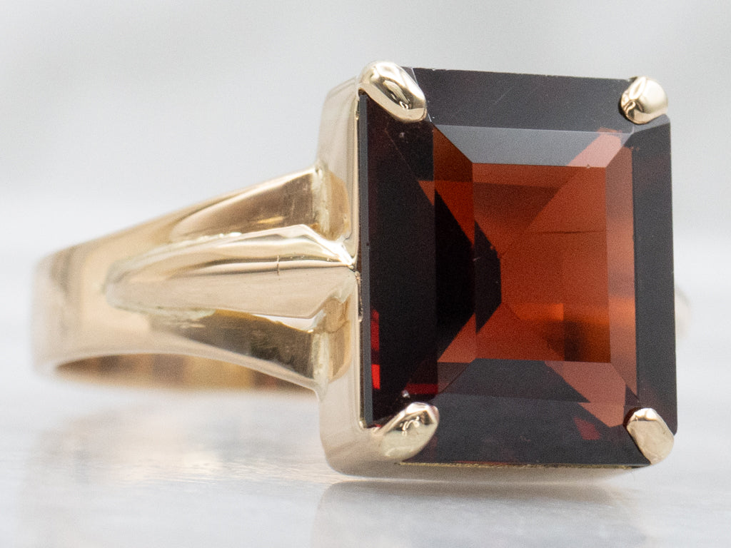 Classic Yellow Gold and Garnet Solitaire Ring