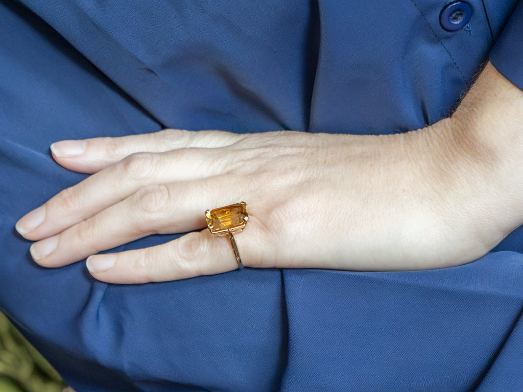 Beautiful Emerald-Cut Citrine and Gold Ring
