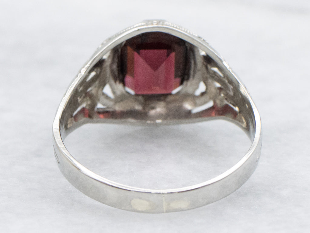 Antique 1920s White Gold and Garnet Solitaire Ring