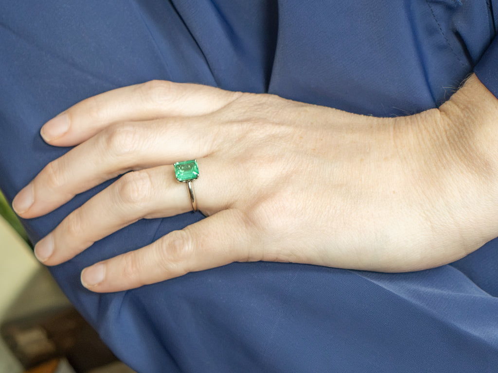 White Gold Emerald Solitaire Engagement Ring
