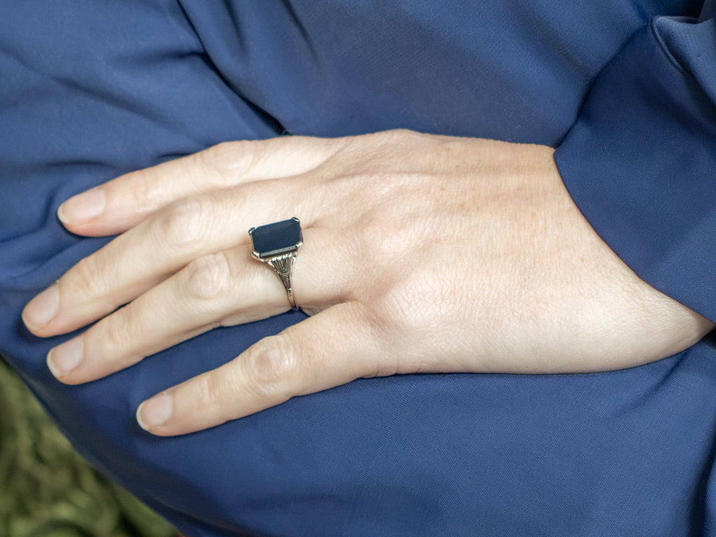 Antique Black Onyx White Gold Solitaire Ring