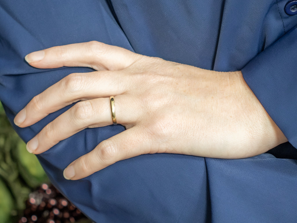 Vintage Ostby and Barton Green Gold Band