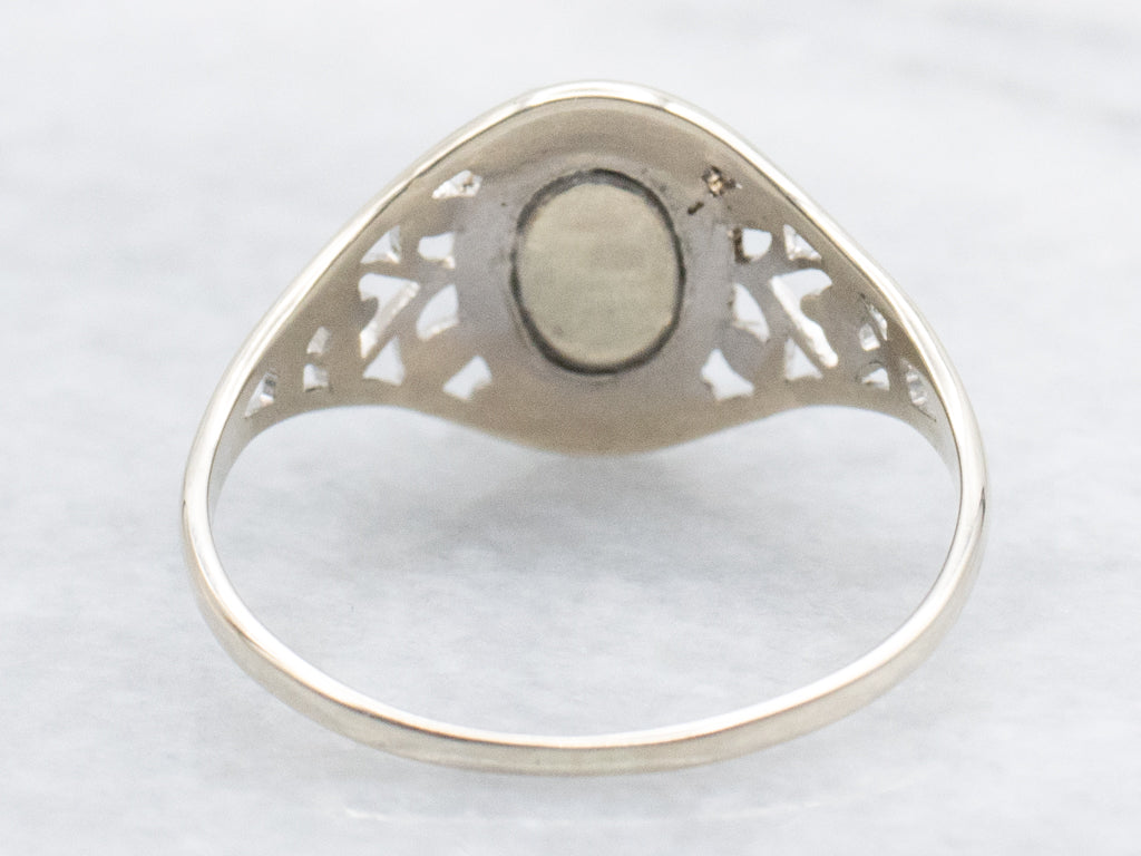 Antique Emerald Cabochon Gold Filigree Solitaire Ring