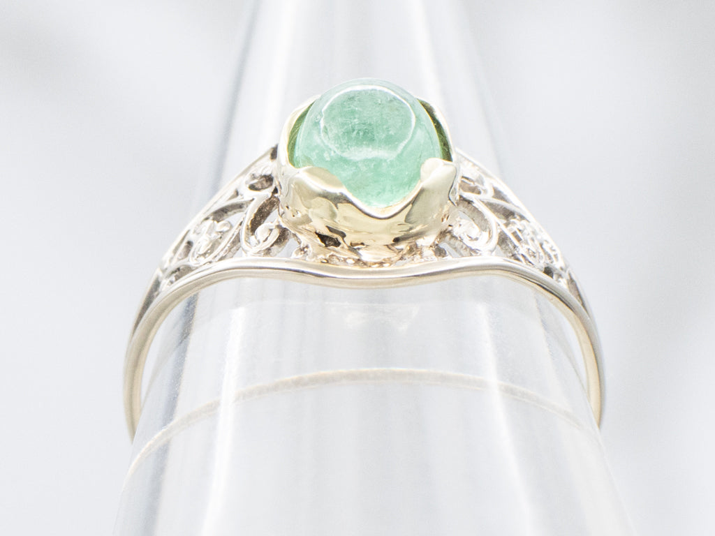 Antique Emerald Cabochon Gold Filigree Solitaire Ring