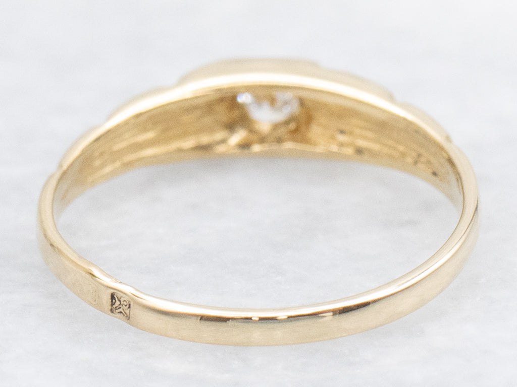 Vintage Gold and Diamond Solitaire Ring