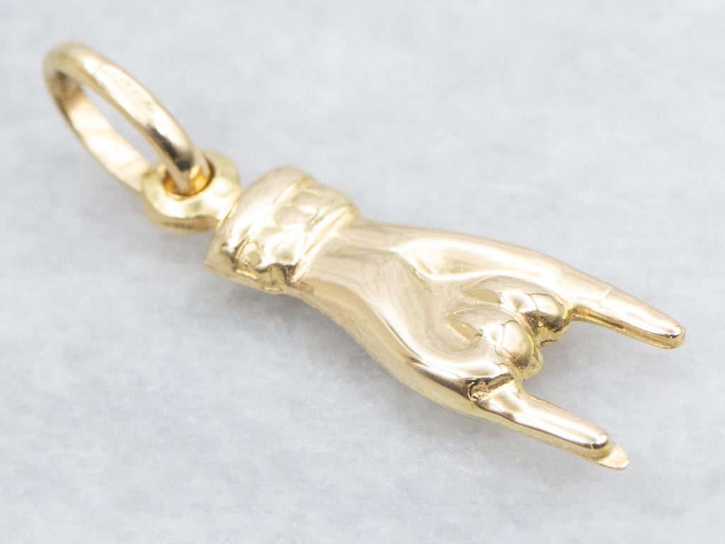 Italian Mano Cornuto Yellow Gold Charm Pendant