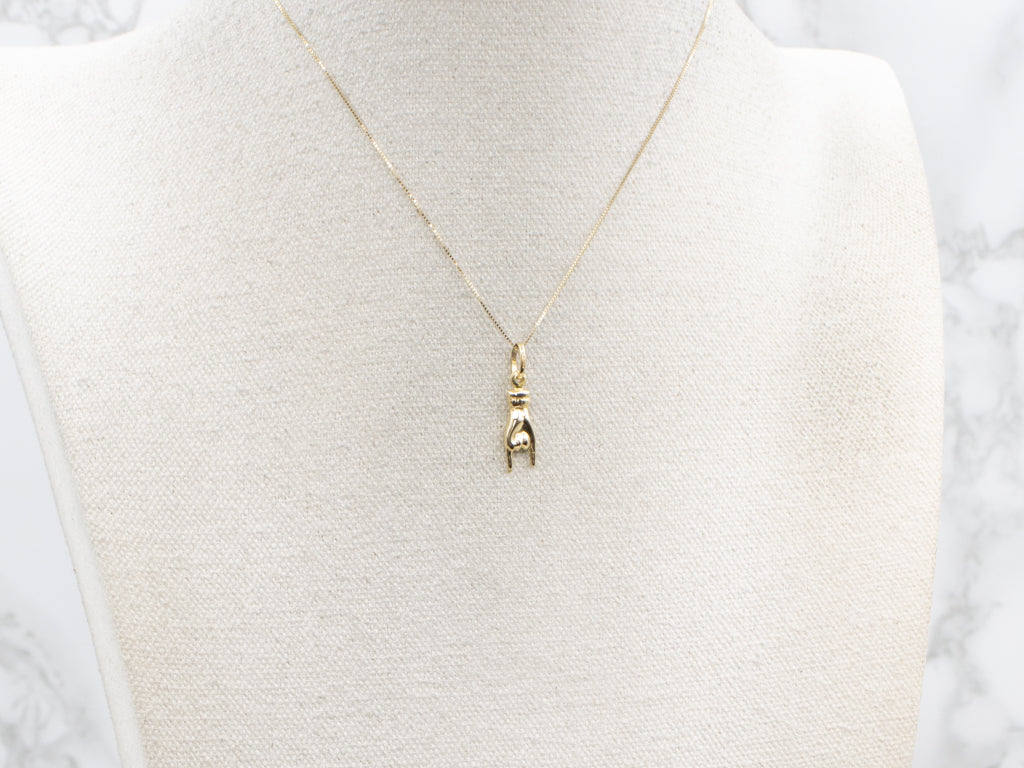 Italian Mano Cornuto Yellow Gold Charm Pendant