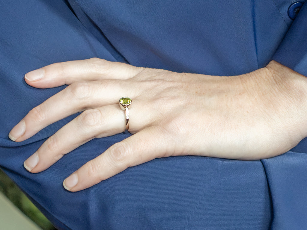 Bezel-Set Peridot White Gold Ring with Diamond Accents