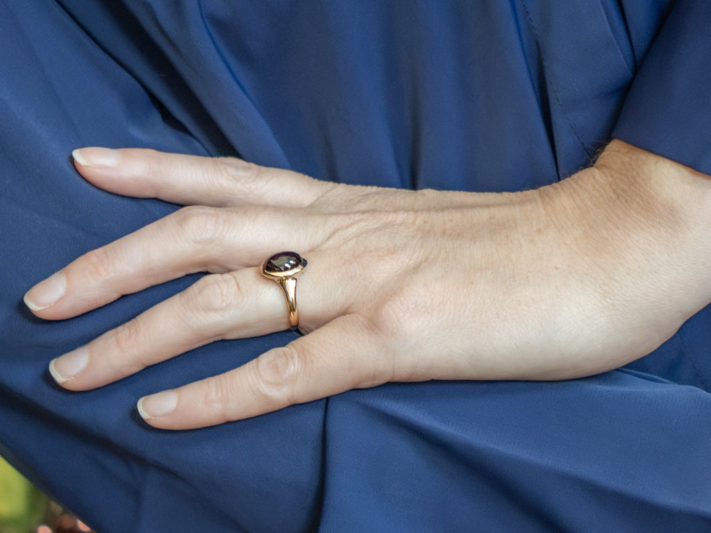 Vintage Gold Bezel-Set Garnet Cabochon Ring
