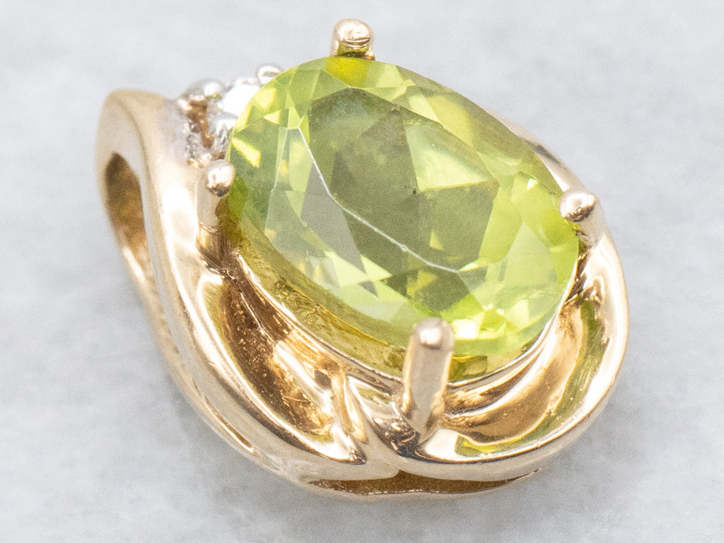 Modern Gold Peridot and Diamond Pendant