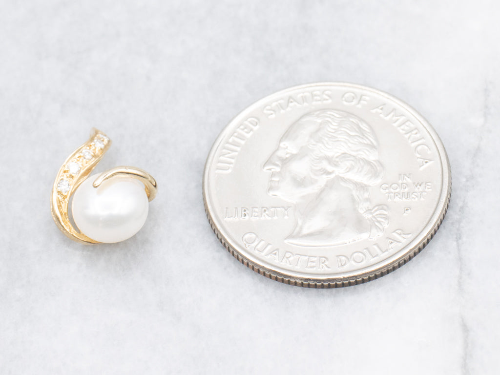 Button Pearl and Diamond Modern Twisting Gold Pendant