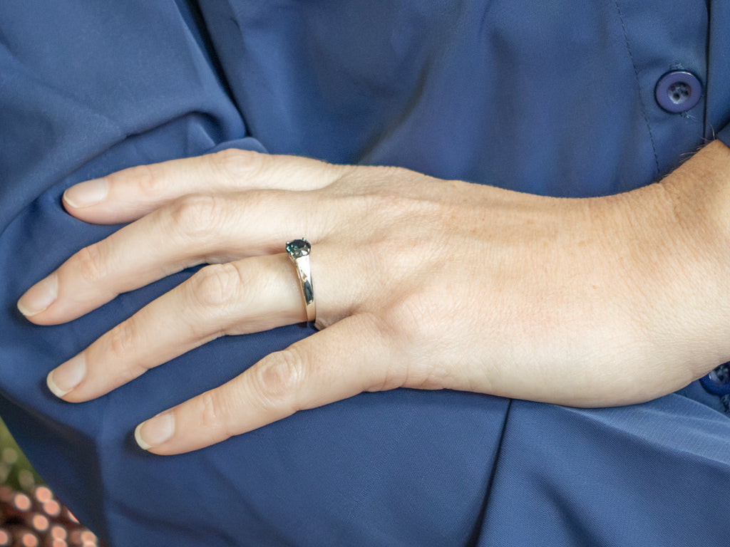 Color-Change Sapphire White Gold Solitaire Ring