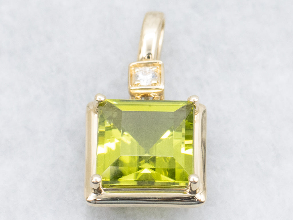 Modern Yellow Gold Peridot Pendant with Diamond Accent