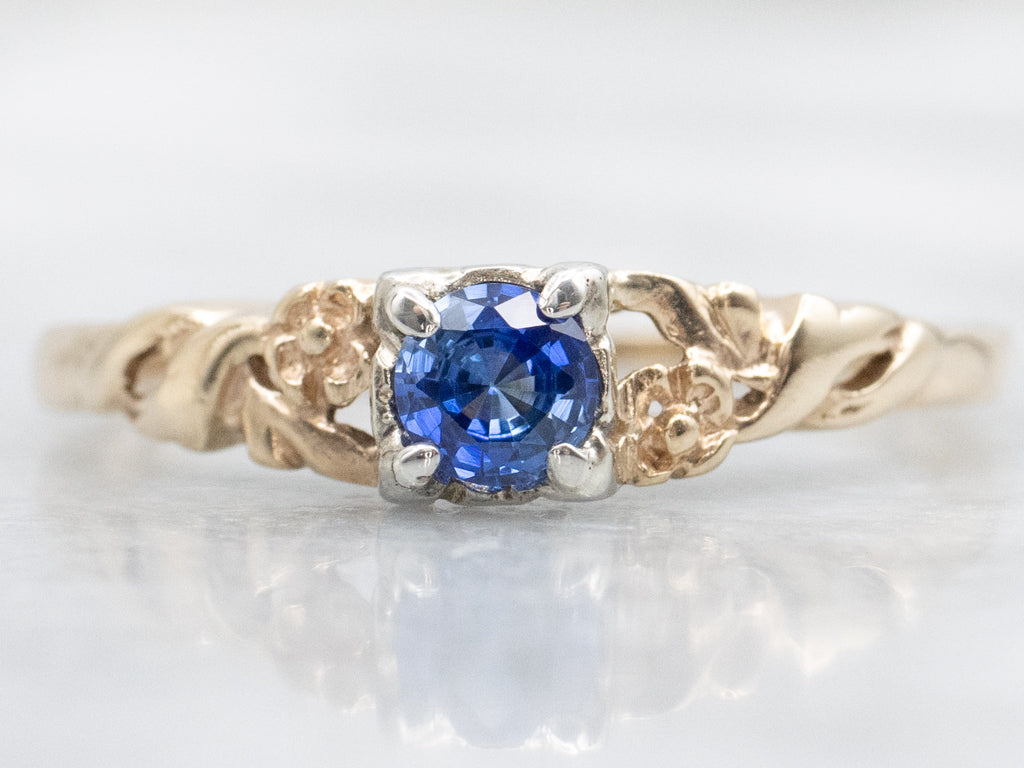 Vintage 1940s Sapphire Solitaire Ring with Floral Details
