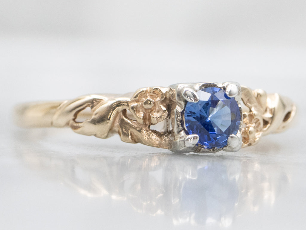 Vintage 1940s Sapphire Solitaire Ring with Floral Details