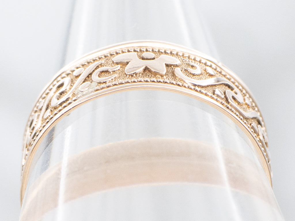 Victorian Era Floral Patterned Rose Gold Cigar Band with Engravable Center