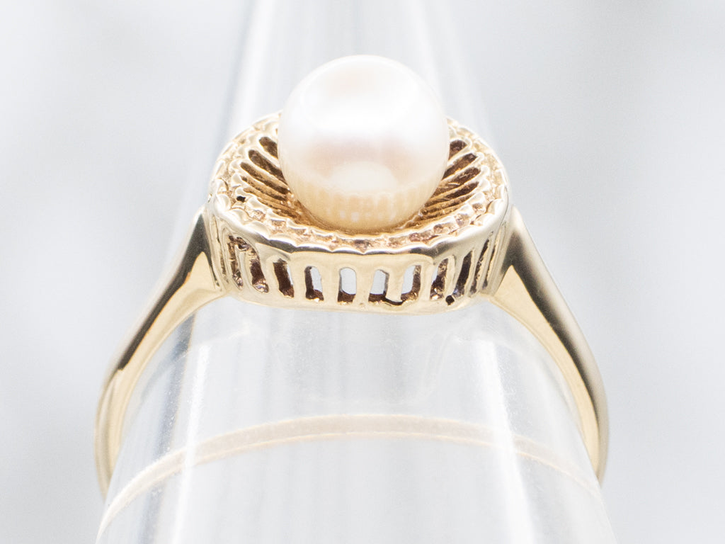 Vintage Gold Pearl Solitaire Filigree Ring