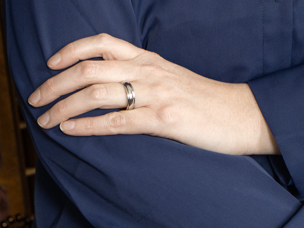 Men's Platinum Band with Textured Center