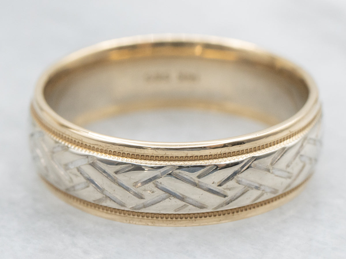 Men&#39;s Two Tone Crosshatched Pattern Wedding Band