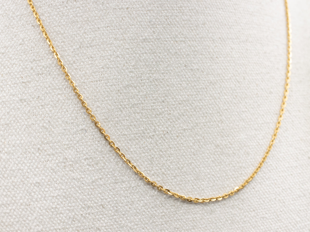 High 22-Karat Gold Cable Link Chain with Hook Clasp