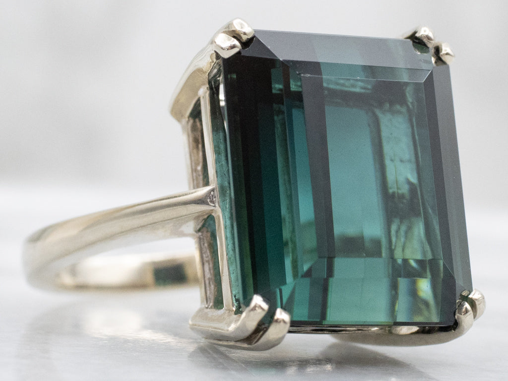 Modern White Gold Indicolite Tourmaline Cocktail Ring