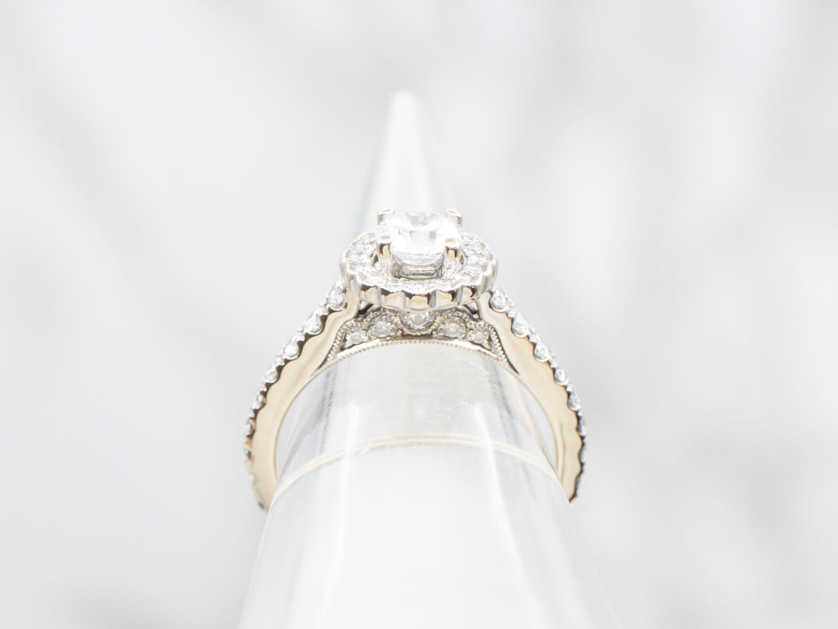 Anillo de compromiso con halo de diamantes en oro blanco de 14 quilates