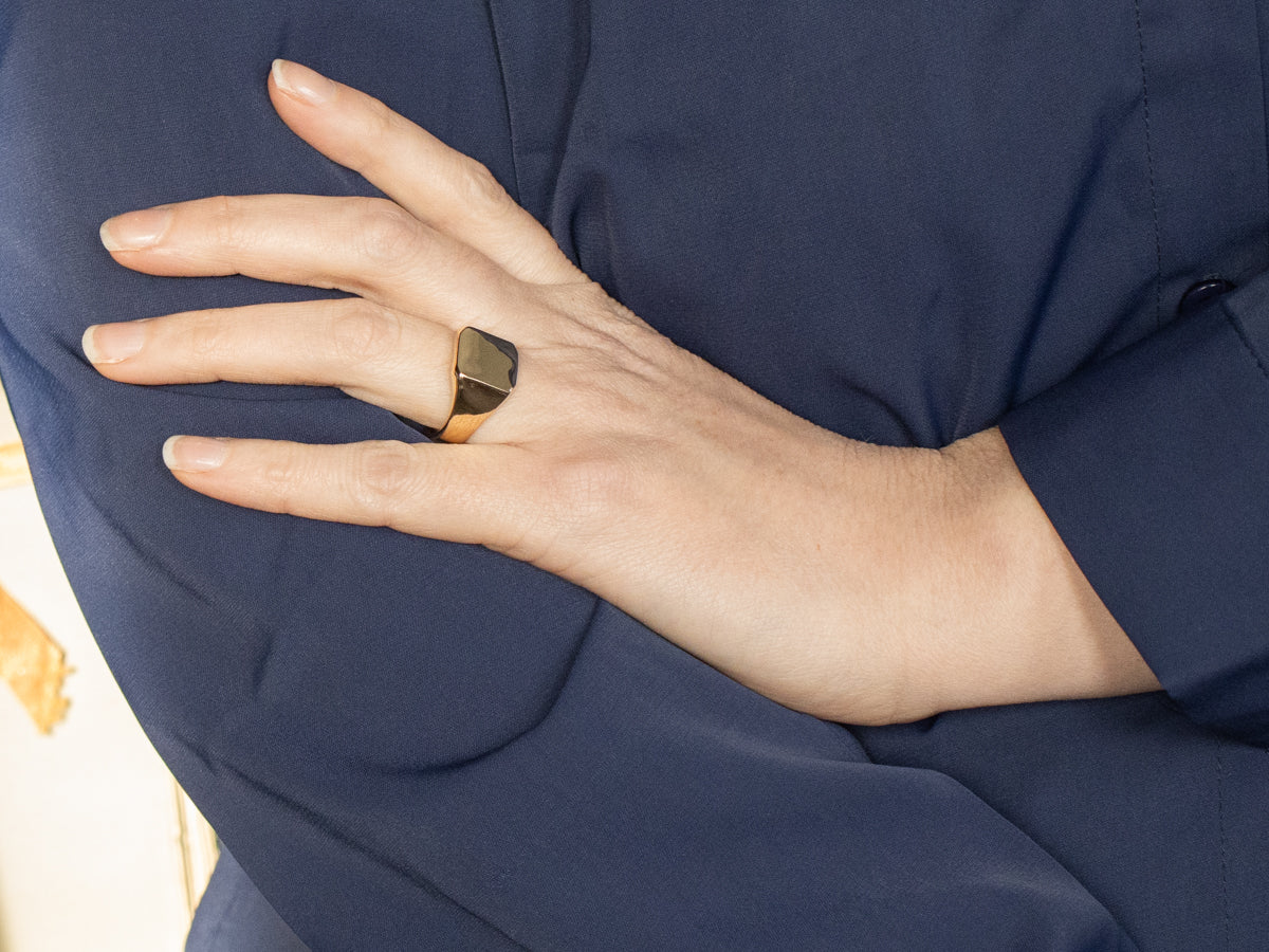 Unisex Gold Square Top Signet Ring