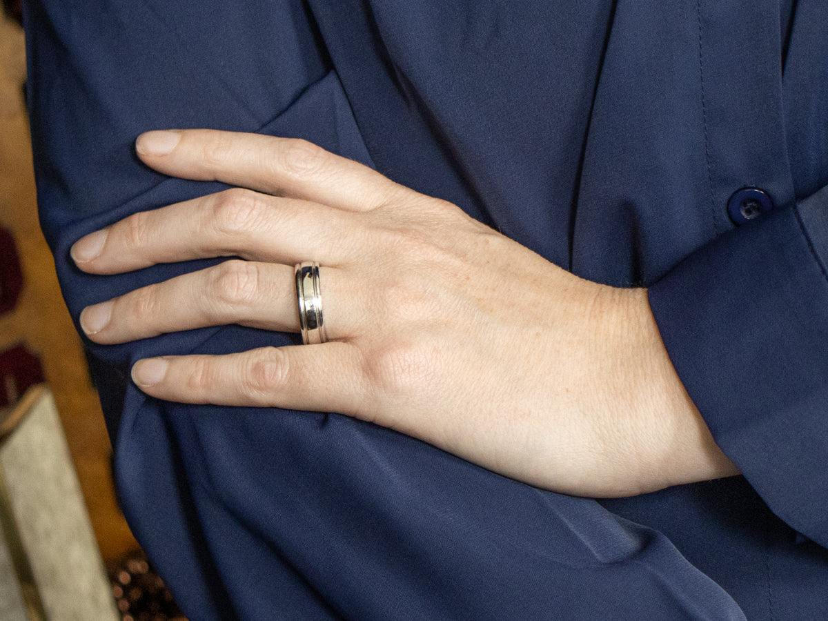 Men's Platinum Band with Simple Line Center