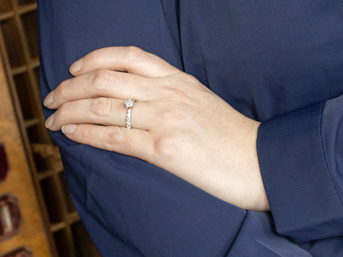 Modern Round Brilliant Diamond Engagement Ring with Diamond Shoulders