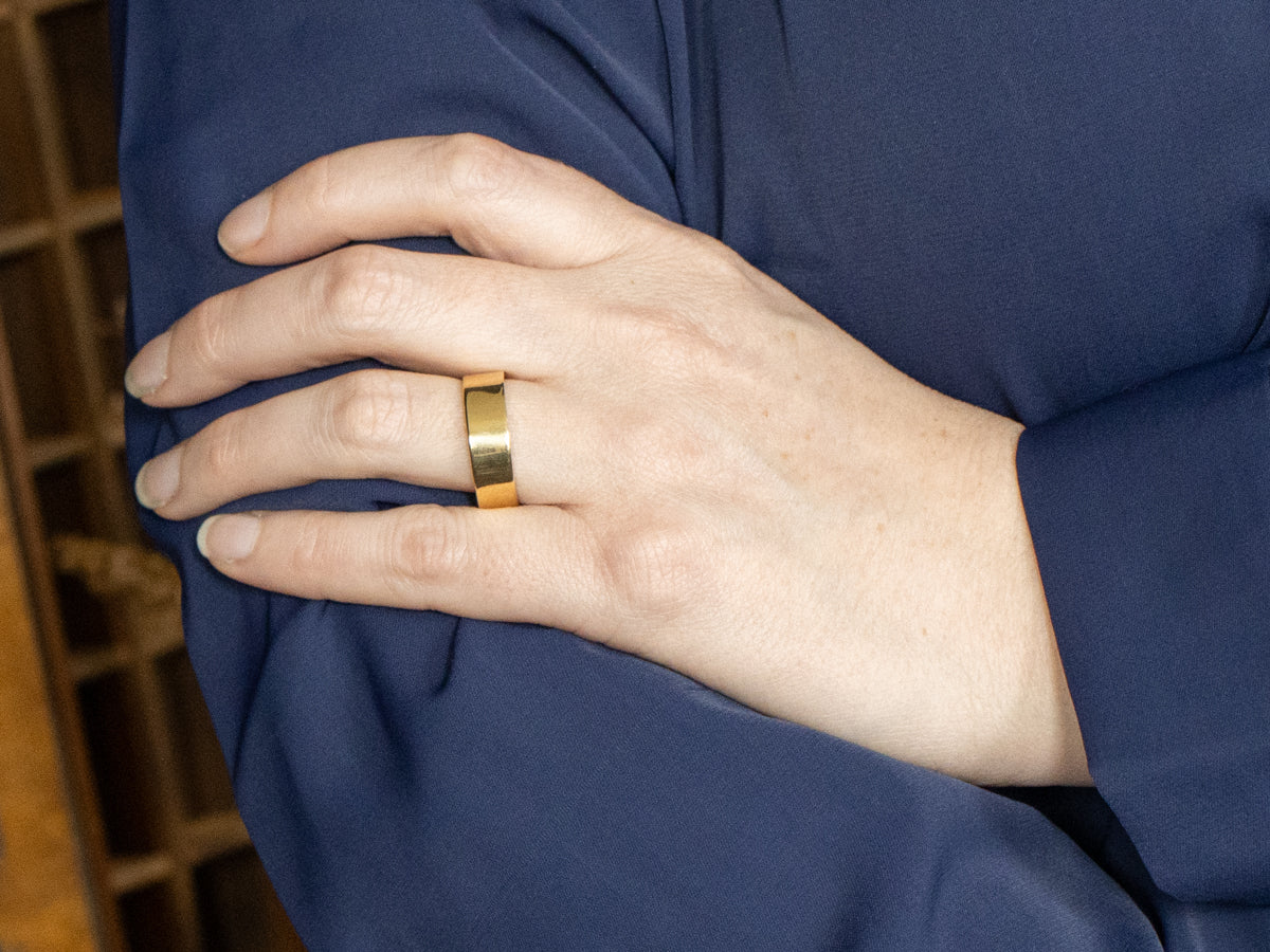 Men's 18K Yellow Gold Classic Cigar Band Ring