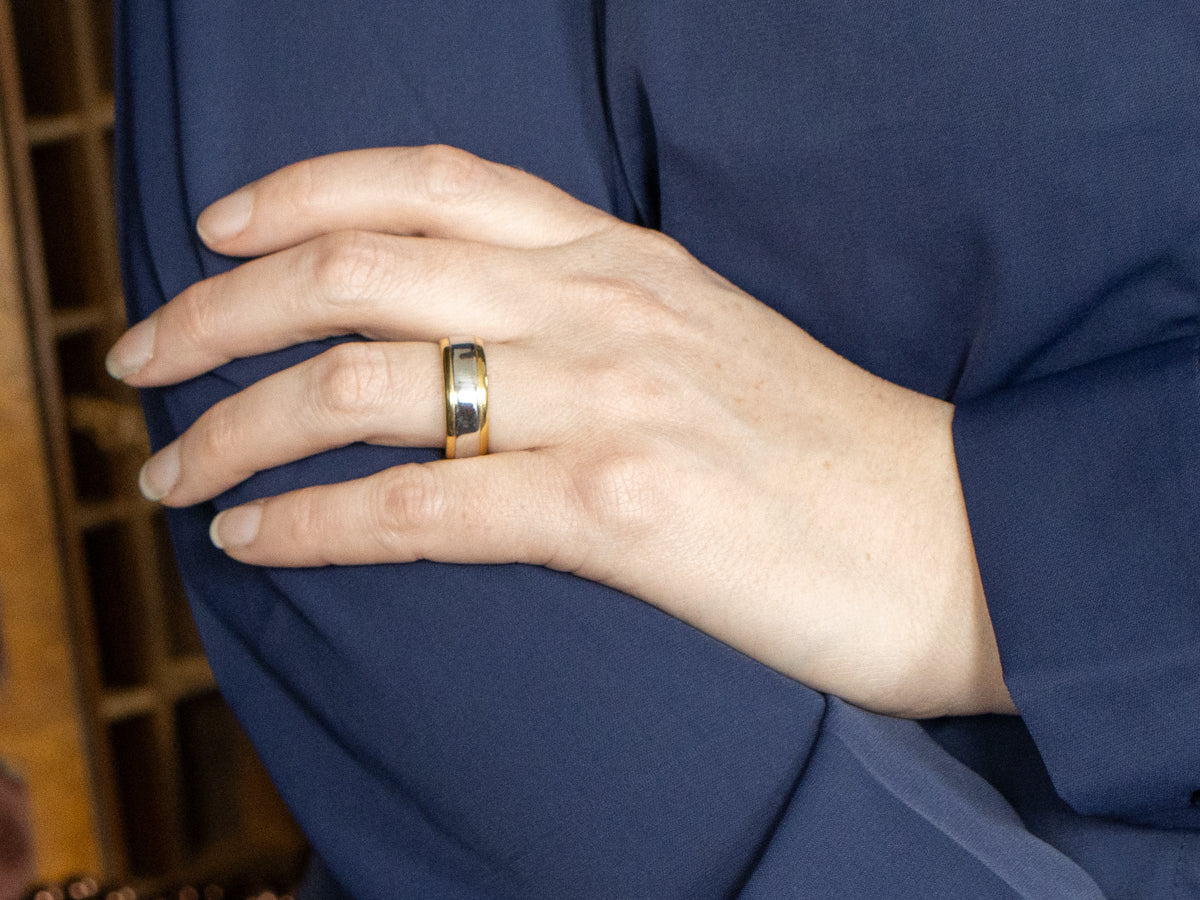 High Quality Platinum and 18-Karat Gold Keepsake Wedding Band